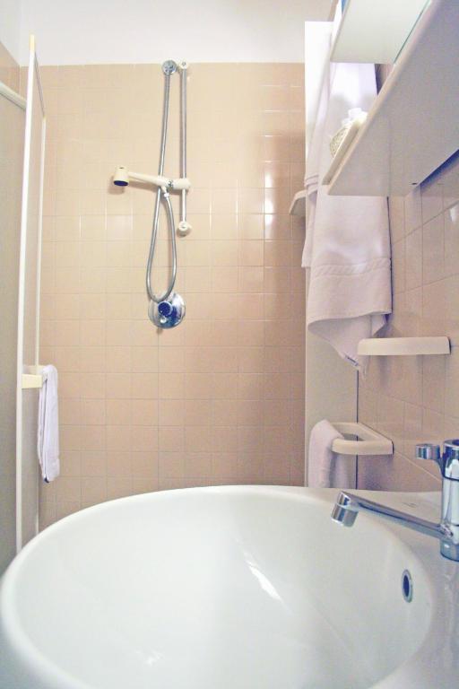 נומאנה Hotel Scogliera חדר תמונה